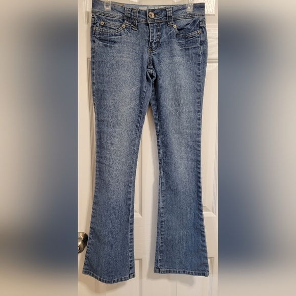Authentic 579 Jeanswear Juniors Size 5 Flare Leg Jeans - Picture 1 of 12